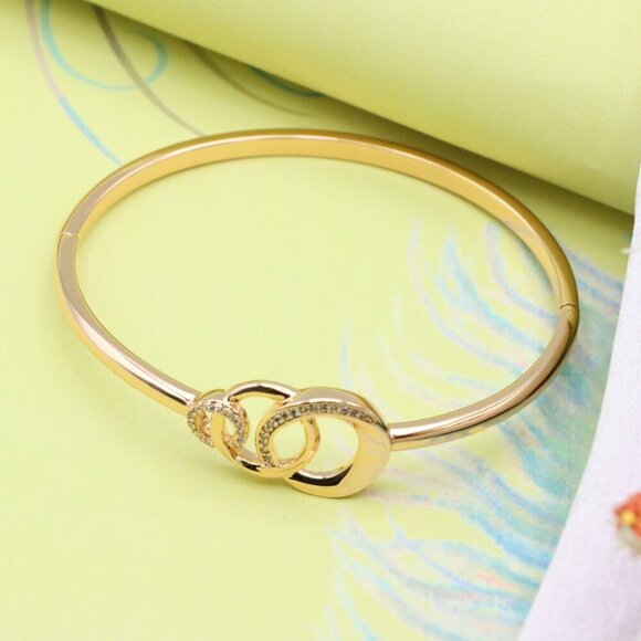 Elegant Triple Circle Rose Gold Bangle with Sparkling Stones, XPBL0493 - Picture 2 of 12